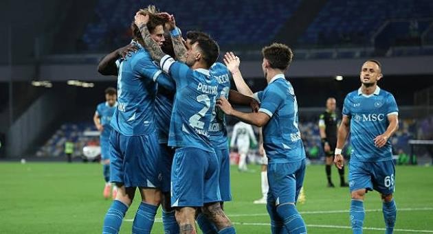 Cầu thủ Napoli quyết tâm giành chiến thắng để hướng tới Scudetto Serie A