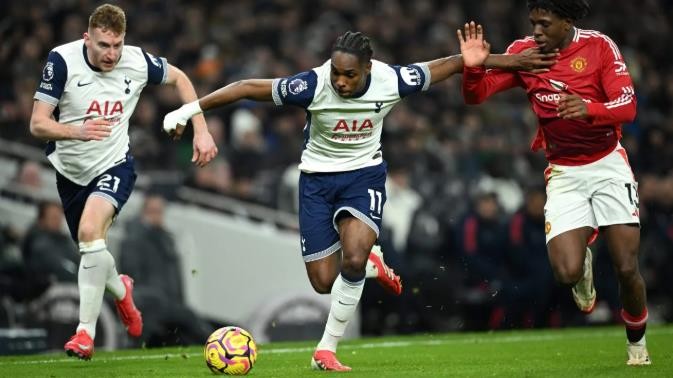 Cuộc đối đầu quyết định giữa Manchester United và Tottenham tại chung kết Europa League.