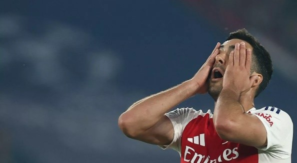 Mikel Merino, tiền vệ Arsenal, nói về bài học sau các thất bại.