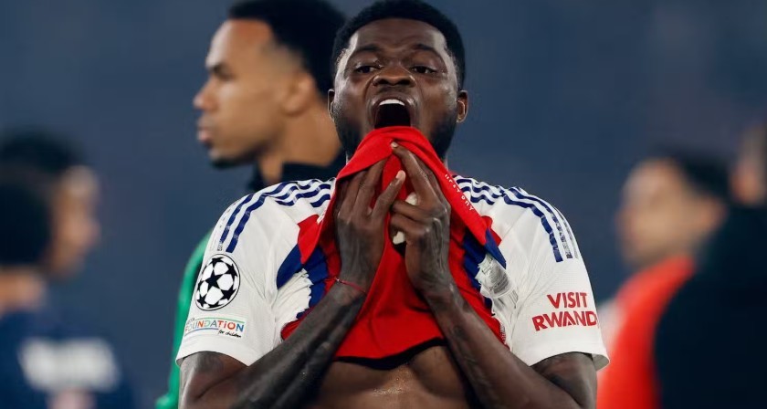Tiền vệ Thomas Partey thi đấu dưới sức trước PSG